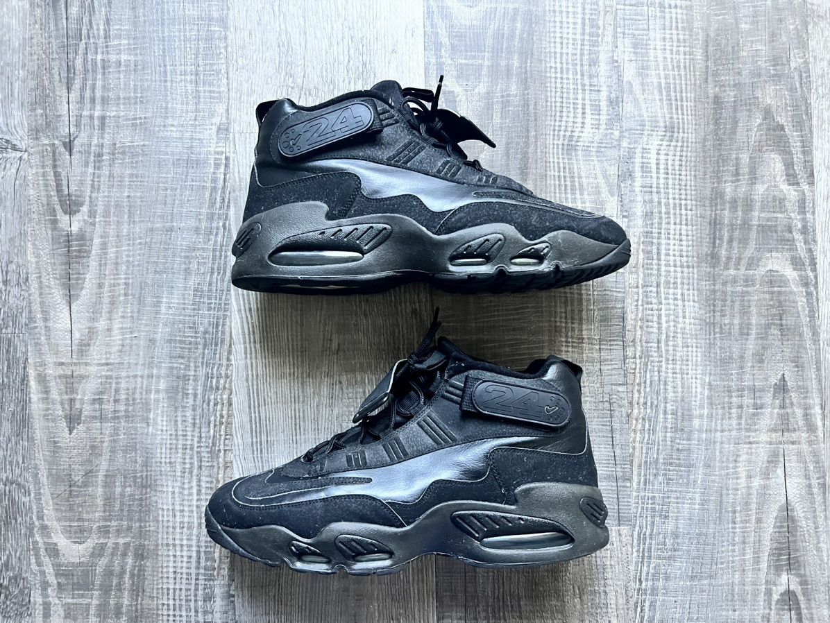 Nike air griffey max 1 triple black best sale