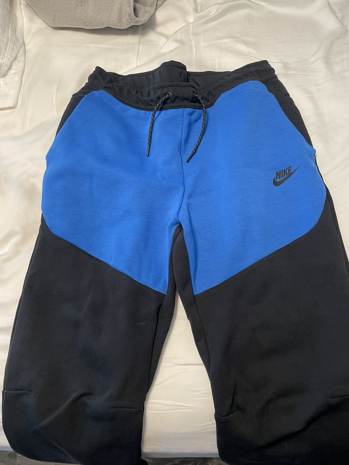 Nike Nike Tech Fleece Sweatpants. Rare Color! | Grailed