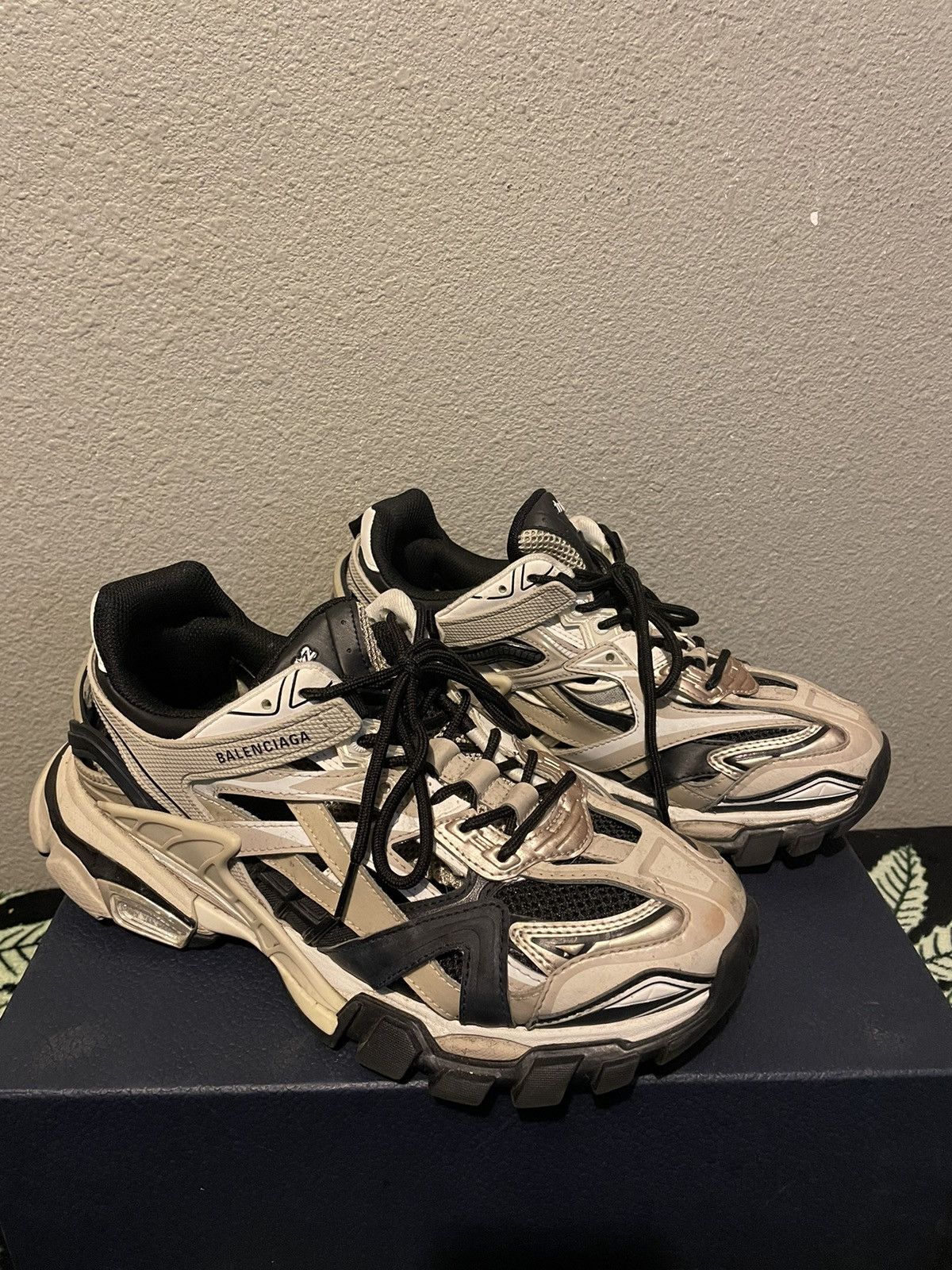 Balenciaga track 2