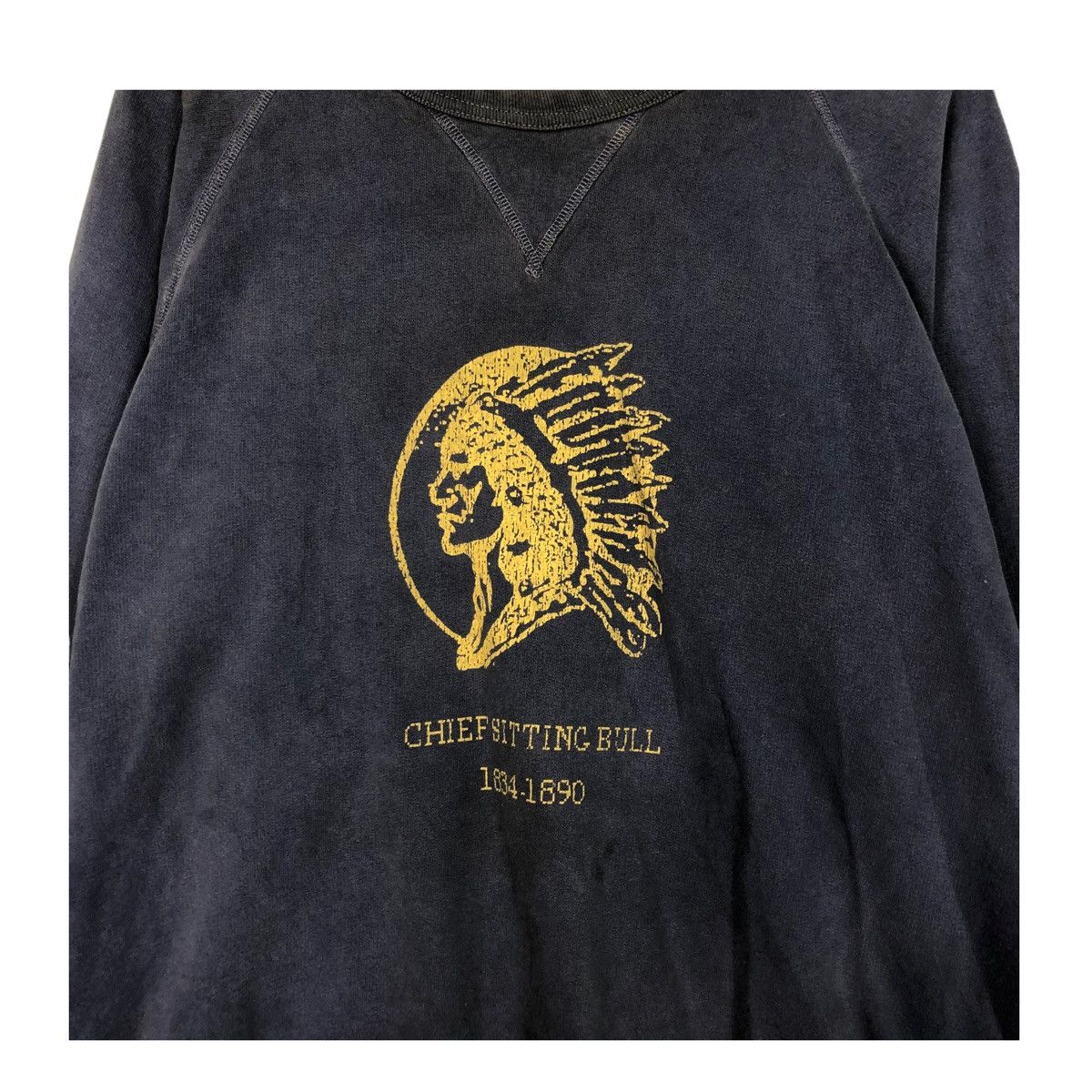 Vintage 💥90s CHIEF SITTING BULLS CREWNECK SWEATSHIRT Size US L / EU 52-54 / 3 - 6 Thumbnail