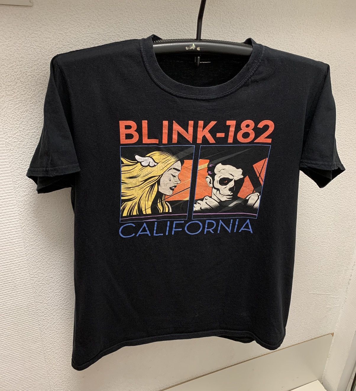 Band Tees Blink 182 California vintage rock band t-shirt L sz Size US L / EU 52-54 / 3 - 1 Thumbnail