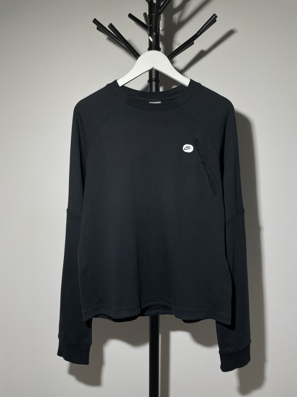 Nike × Vintage Vintage Y2K Nike Logo Pocket Light Sweatshirt Size US M / EU 48-50 / 2 - 1 Thumbnail