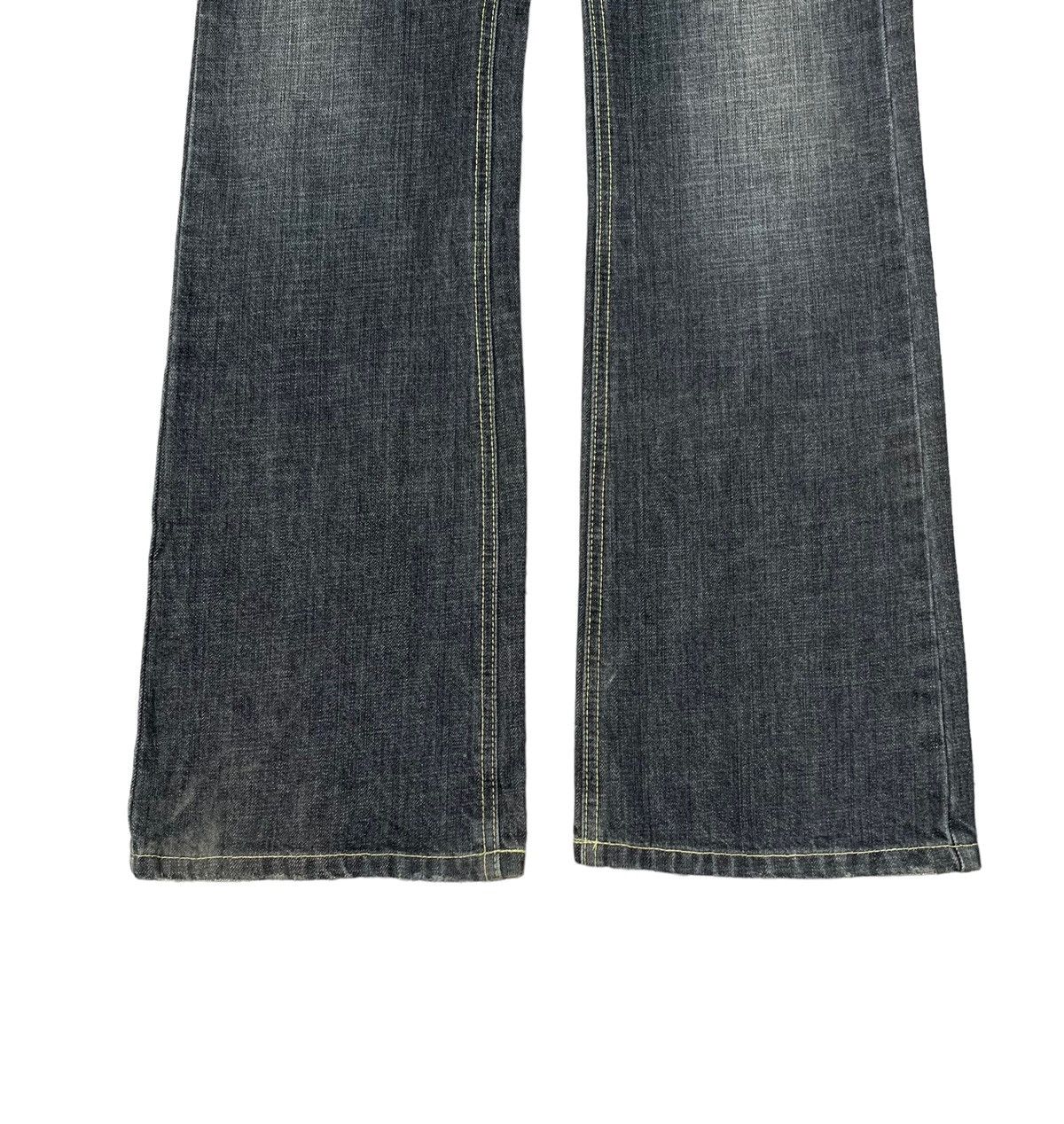Designer × Japanese Brand × Vintage Rare Design Vintage Kiss Mark Big Logo Spell Out Jeans 1990s Size US 32 / EU 48 - 5 Thumbnail