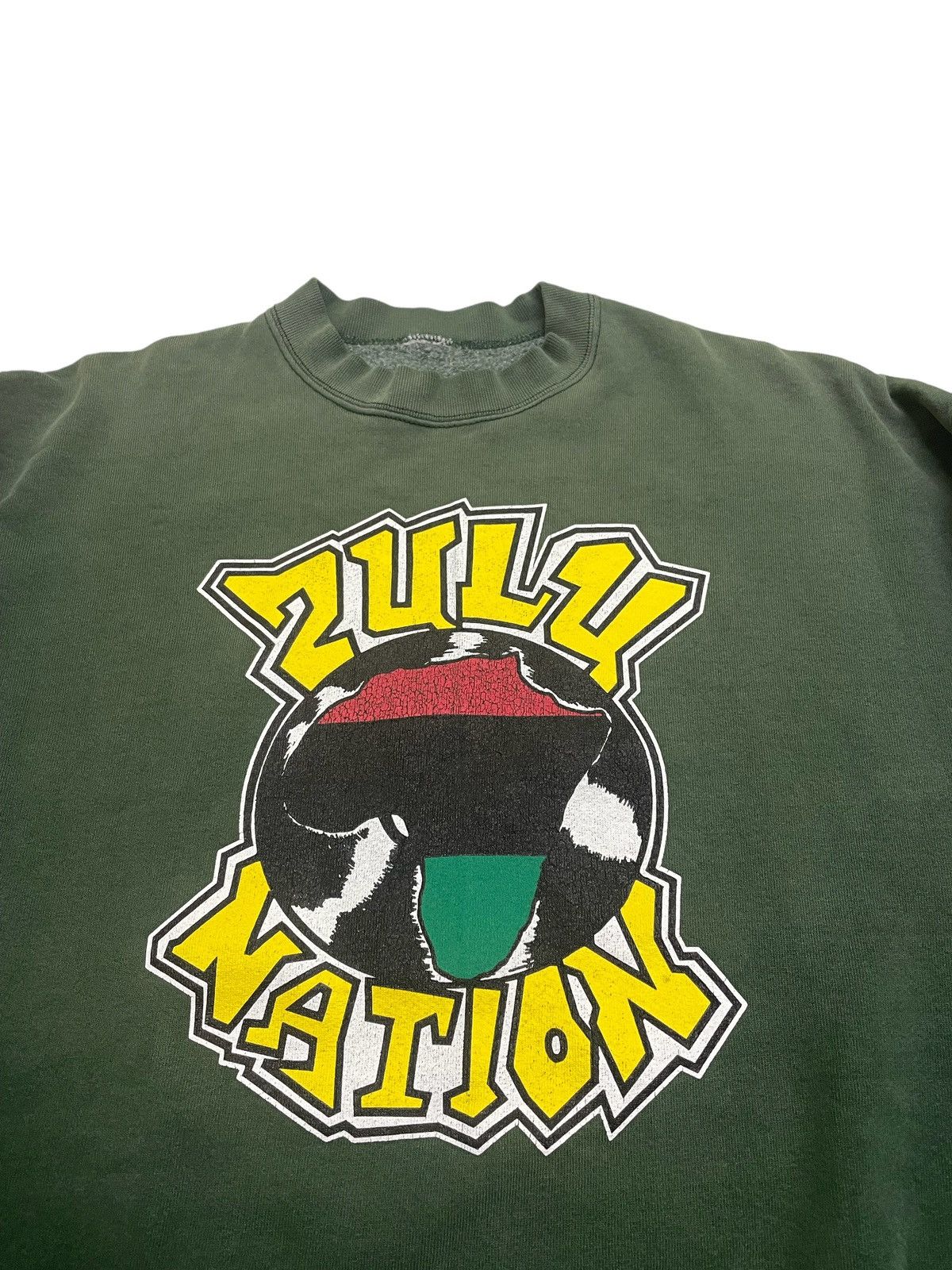 Band Tees Vintage 90s Zulu Nation Hip Hop Sweatshirts T-shirt Size US XL / EU 56 / 4 - 3 Thumbnail