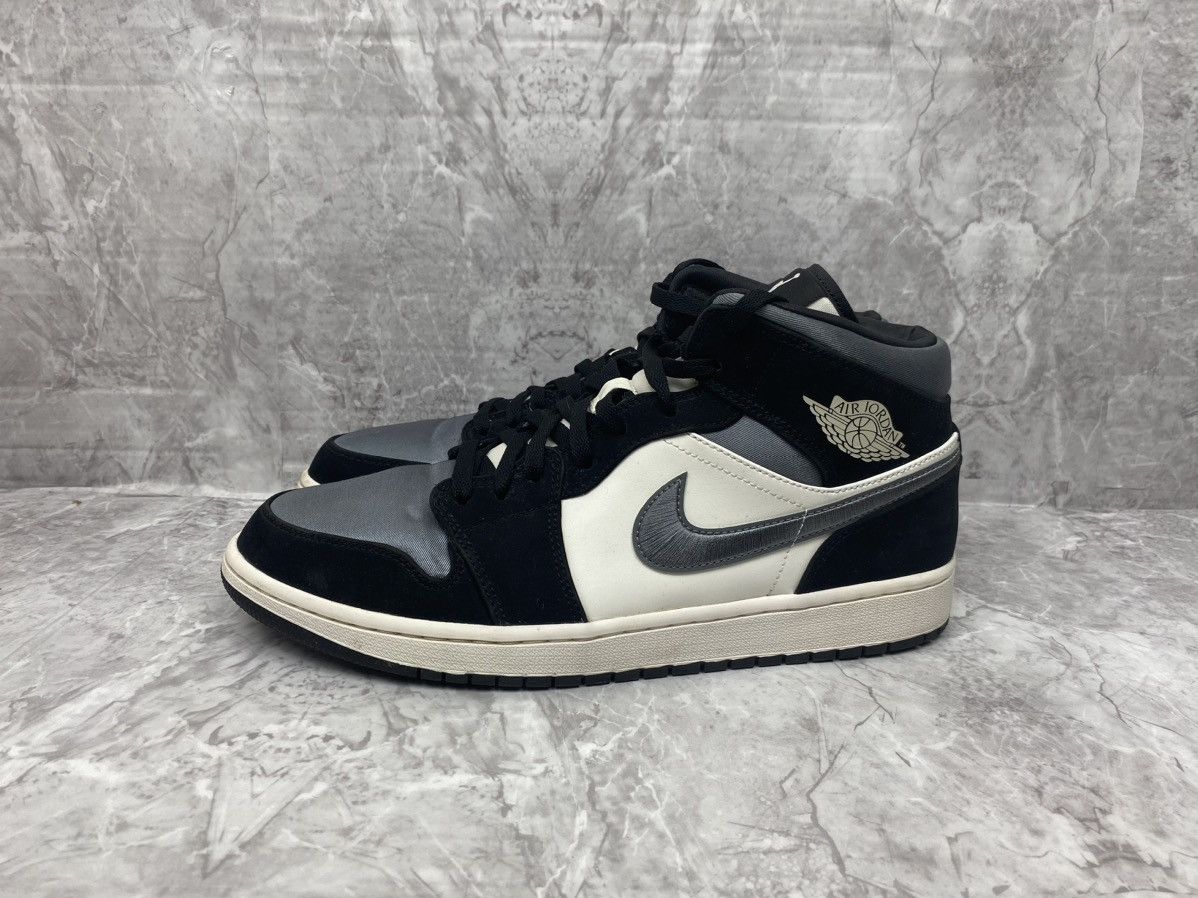 Jordan Brand Jordan 1 Mid Satin Grey Toe Size US 12 / EU 45 - 8 Thumbnail