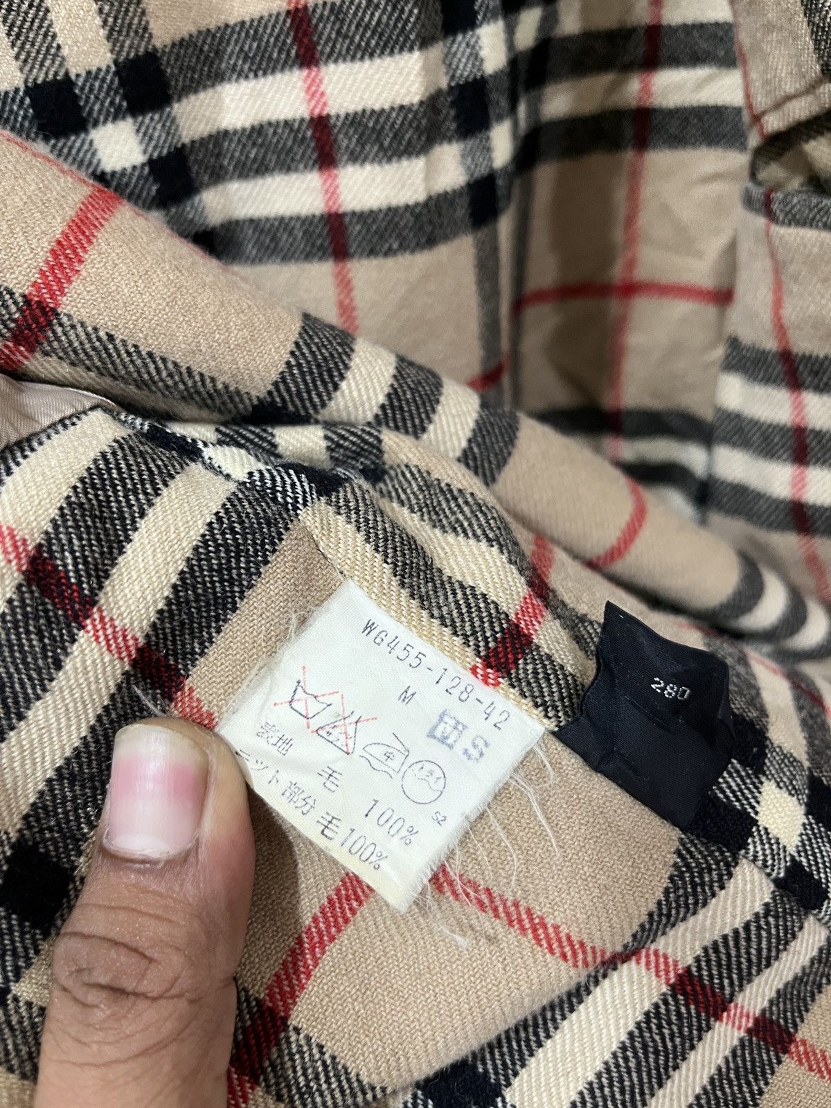 Burberry (Uuuu). VTG BURBERRYS BOMBER JACKET Size US M / EU 48-50 / 2 - 9 Thumbnail