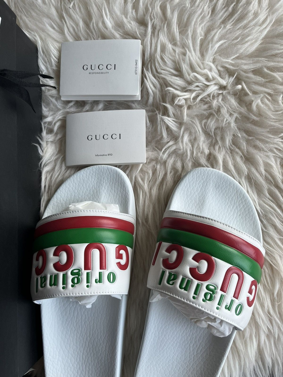 Gucci Super Runway Brand New Gucci Logo Leather Sandal Slides Rare Size US 9 / EU 42 - 21 Thumbnail