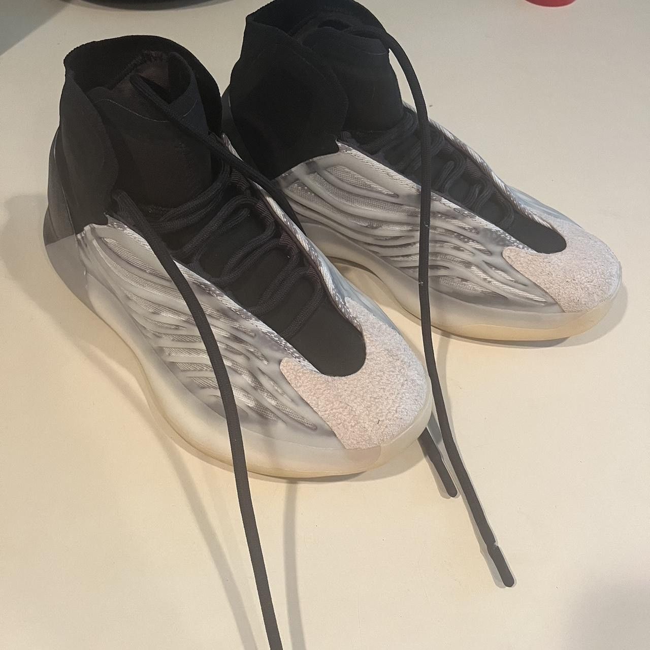 yeezy qntm kanye west