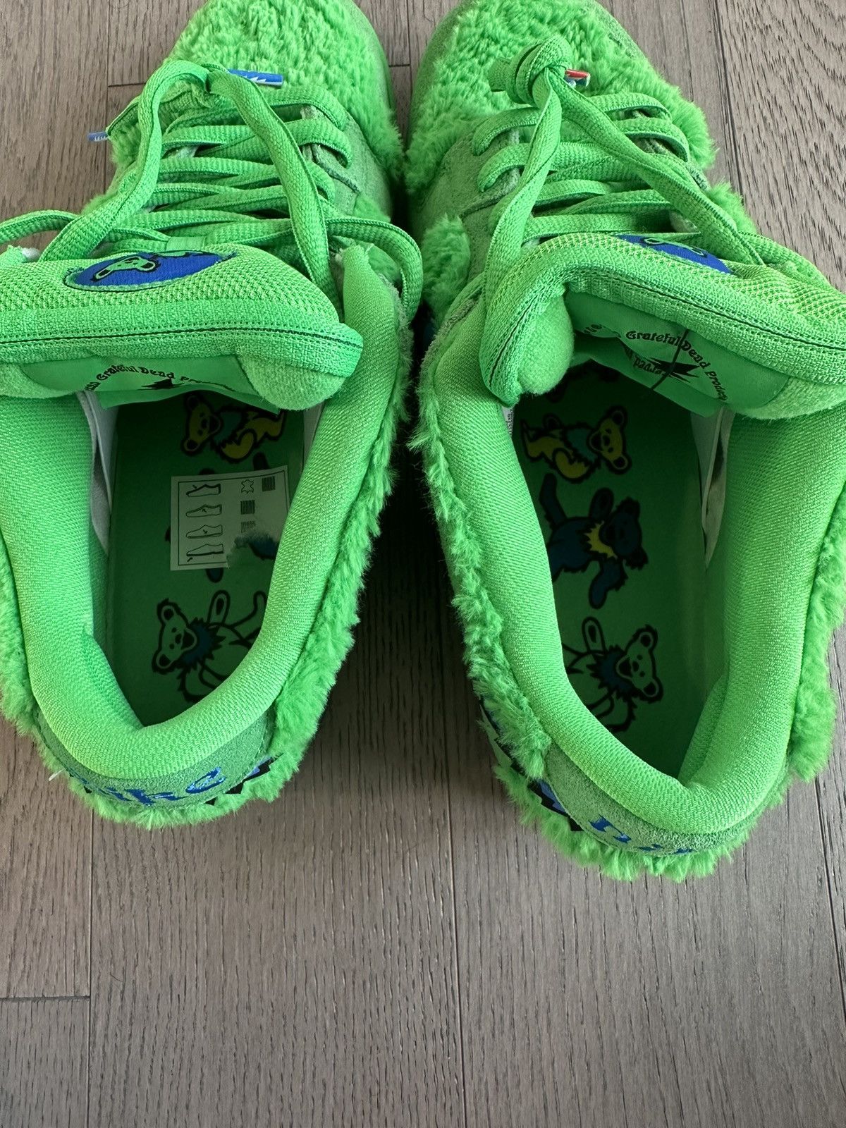 Grateful Dead × Nike ***GRATEFUL DEAD NIKE SB DUNK BEAR GREEN Size US 11 / EU 44 - 4 Thumbnail