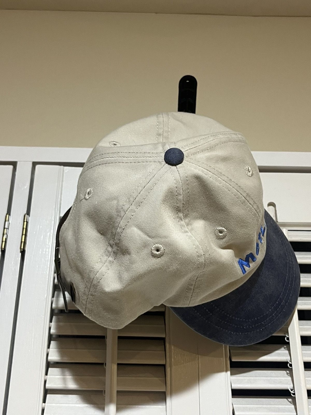 Vintage Vintage 2000s Met Life Baseball Cap Size ONE SIZE - 3 Thumbnail