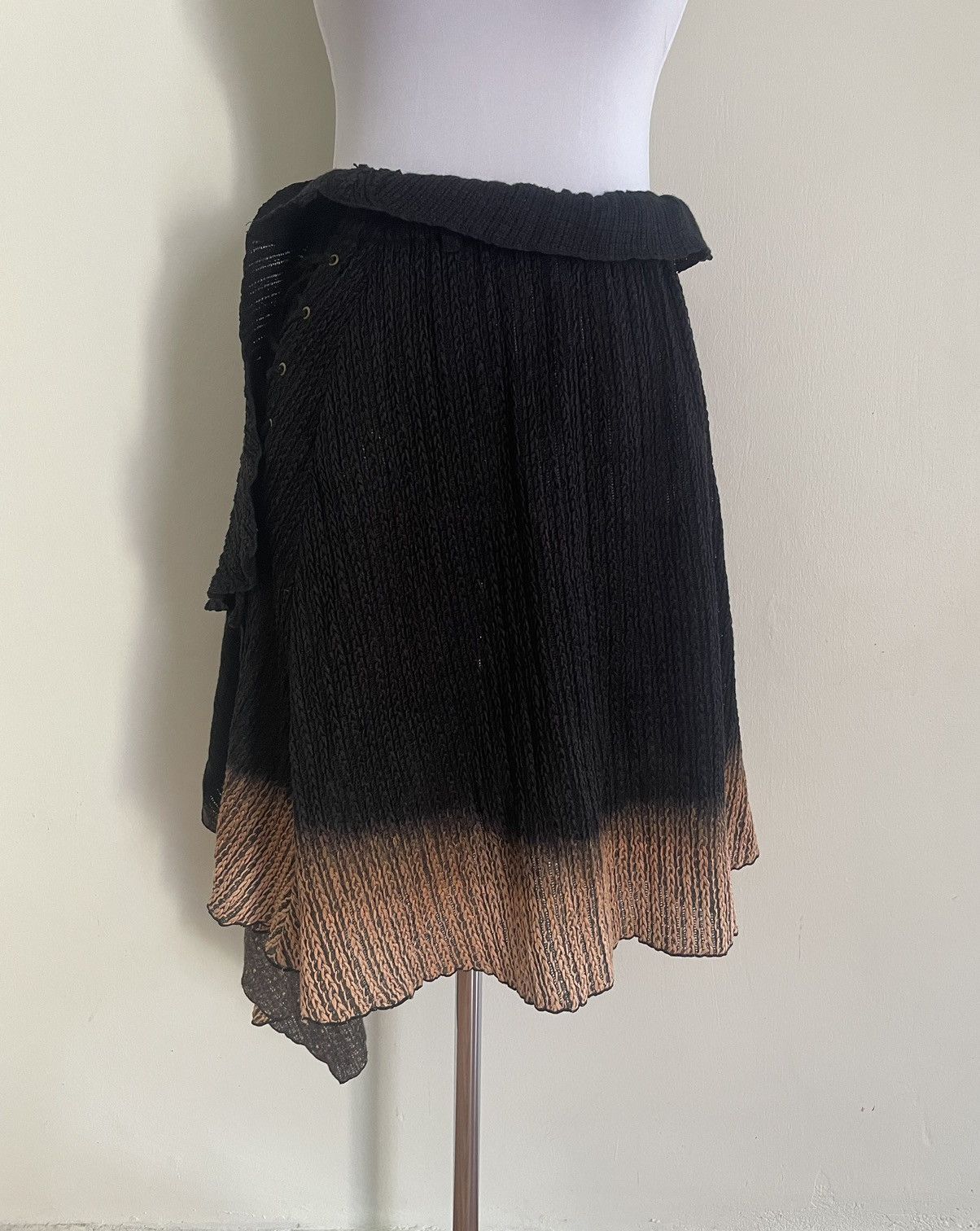 Japanese Brand Voeux Skirt Size 26" / US 2 / IT 38 - 1 Thumbnail