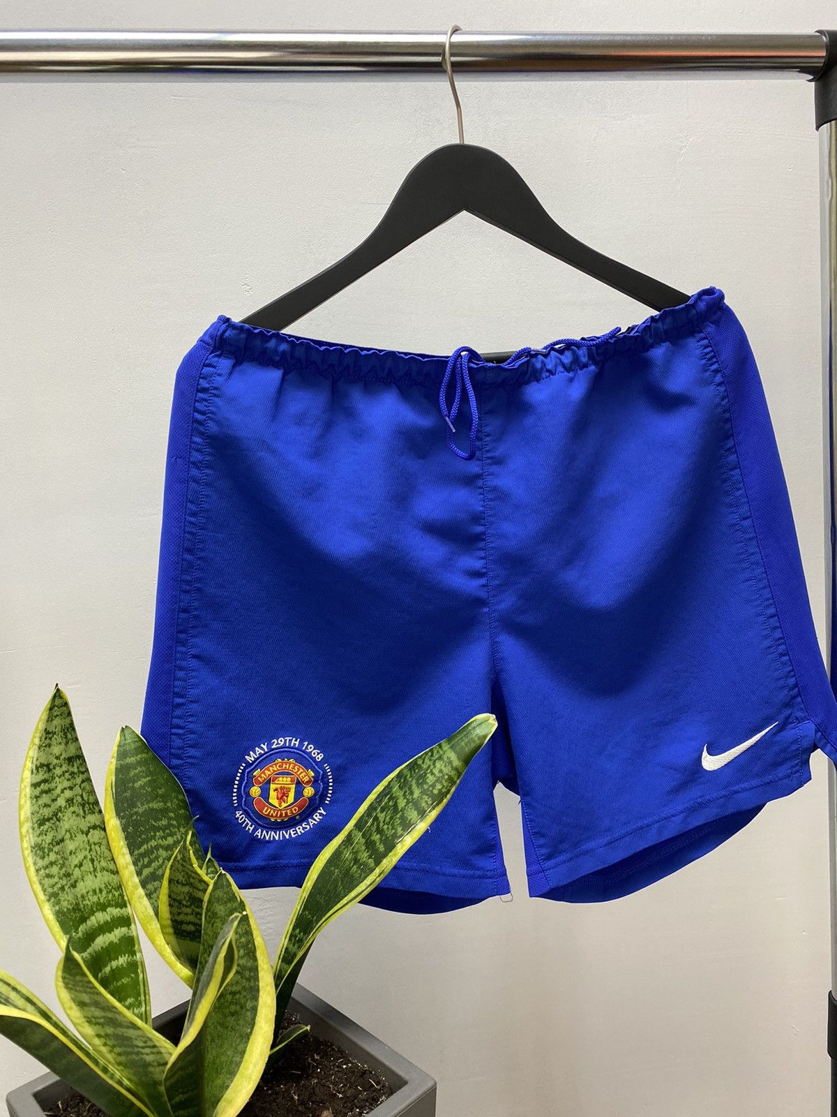 Nike Vintage Manchester United 40th Anniversary Soccer Shorts Size US 32 / EU 48 - 4 Thumbnail