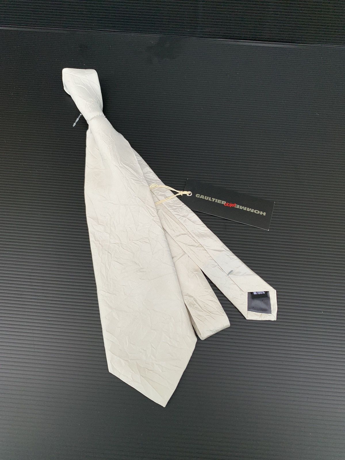 Jean Paul Gaultier Rare 🔥 Jean Paul Gaultier Wrinkle Neck tie Size ONE SIZE - 4 Thumbnail