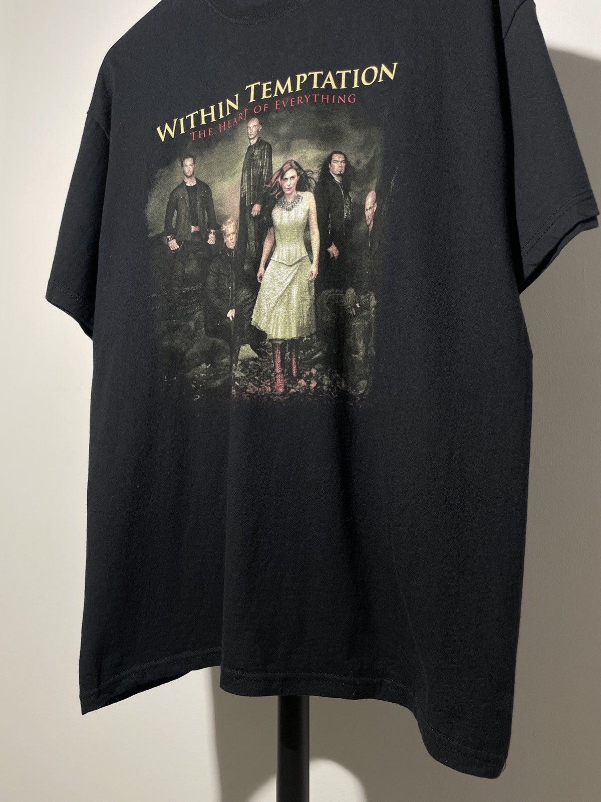 Band Tees × Vintage Vintage Within Temptation 2007 Tour T-shirt Size US L / EU 52-54 / 3 - 6 Thumbnail