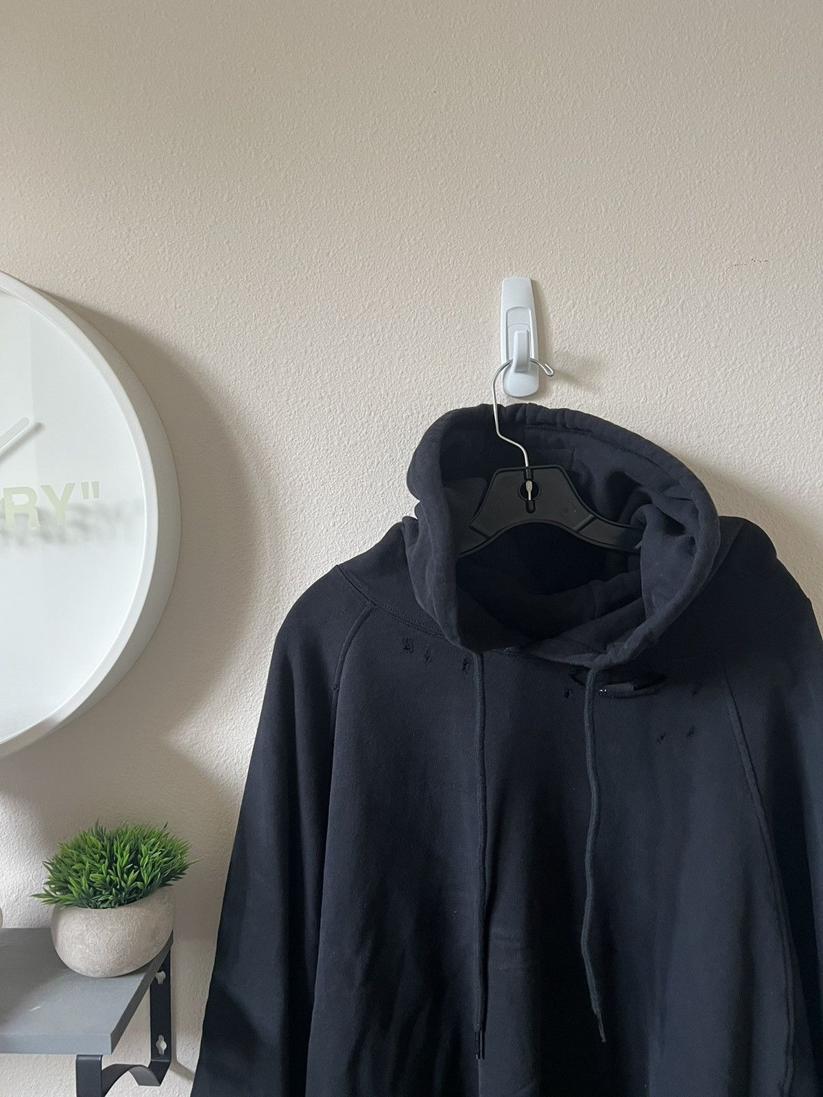 Raf Simons Raf Simons Destroyed Clasp Hoodie Size US M / EU 48-50 / 2 - 3 Thumbnail