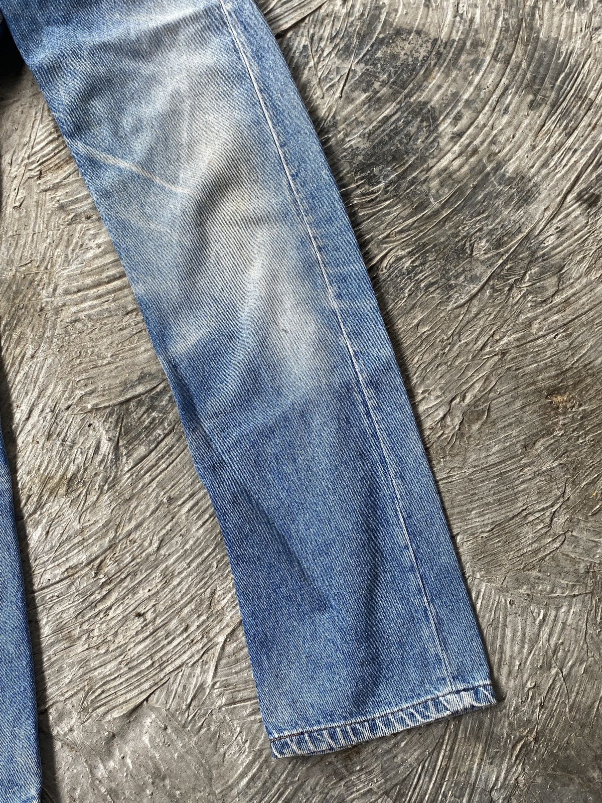 Levi's 🔥OFFER NOW 🔥 Vintage 90’s LEVI’S 501 Made in USA Jean Size US 31 - 7 Thumbnail