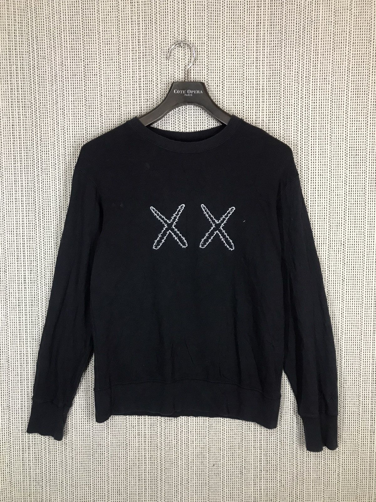 Japanese Brand × Kaws × Uniqlo ‼️KAWS X UNIQLO X SESAME STREET SWEATSHIRT BIGLOGO‼️ Size US M / EU 48-50 / 2 - 1 Thumbnail