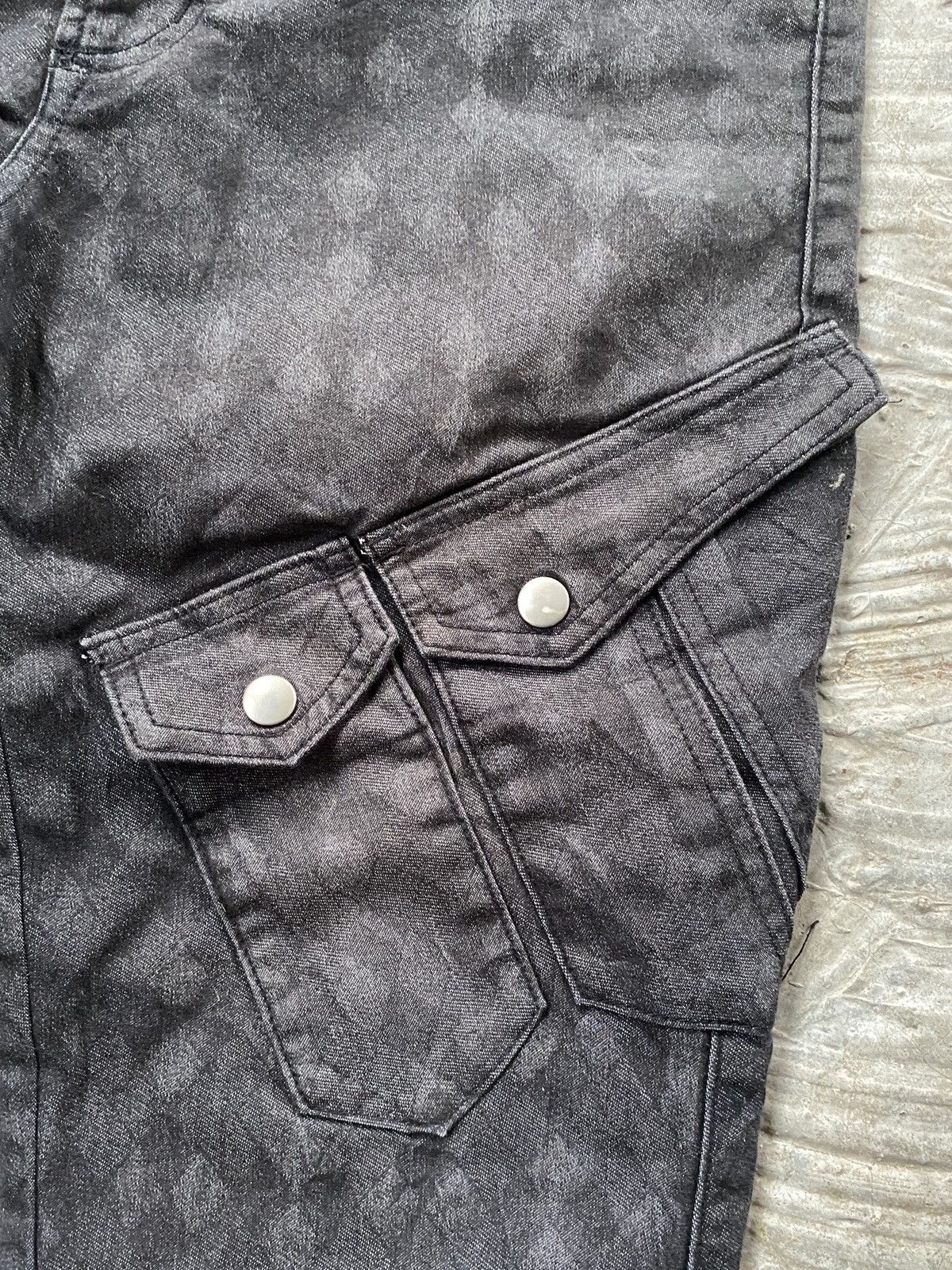 Japanese Brand 🔥SALE🔥Japanese Semantic Design Checks Multipocket Cargo pant Size US 30 / EU 46 - 9 Thumbnail