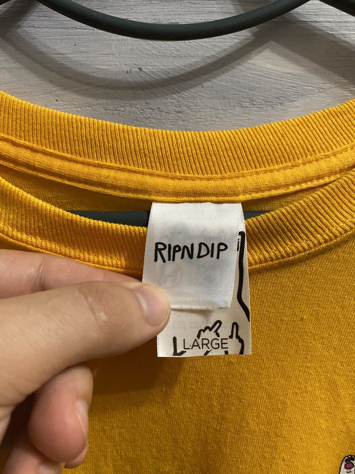 RIPNDIP Rare Long-Sleeve RipNDip Big Logo Fuck Cats. Size US L / EU 52-54 / 3 - 14 Thumbnail