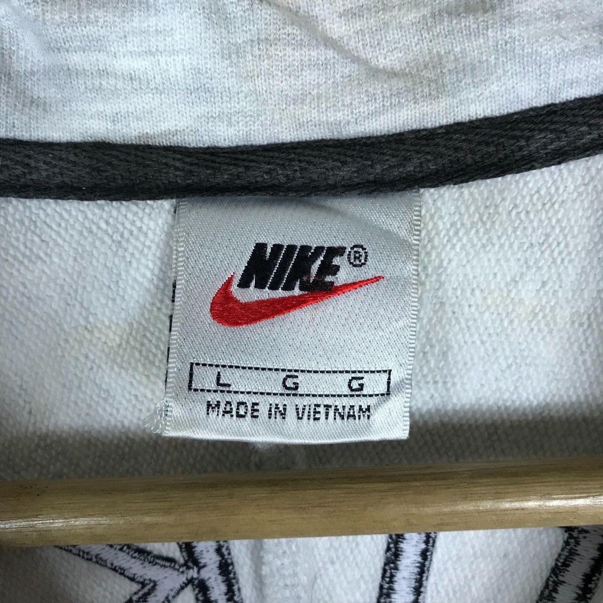 Nike Small Logo Quarter Zip Pullover Jumper Sweatshirt