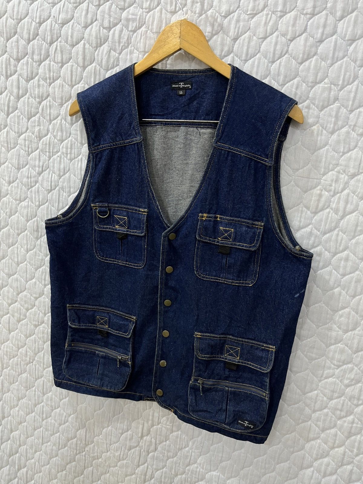If Six Was Nine (Ssss). ARCHIVE BLOOM ON THE GLOBE DENIM VEST Size US M / EU 48-50 / 2 - 2 Thumbnail
