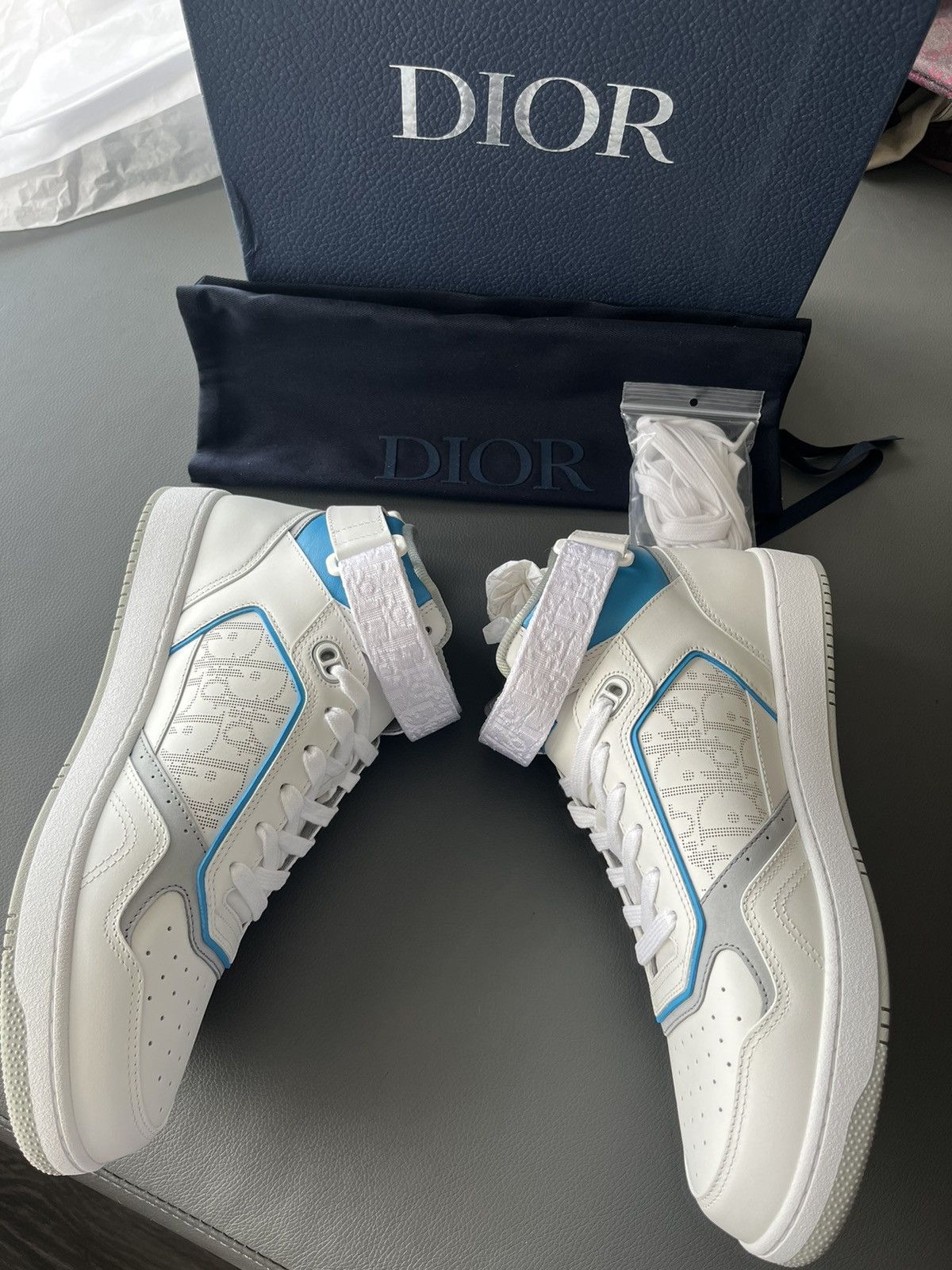 Dior Brand New Limited Edition Dior Logo Sneaker Size US 11 / EU 44 - 3 Thumbnail