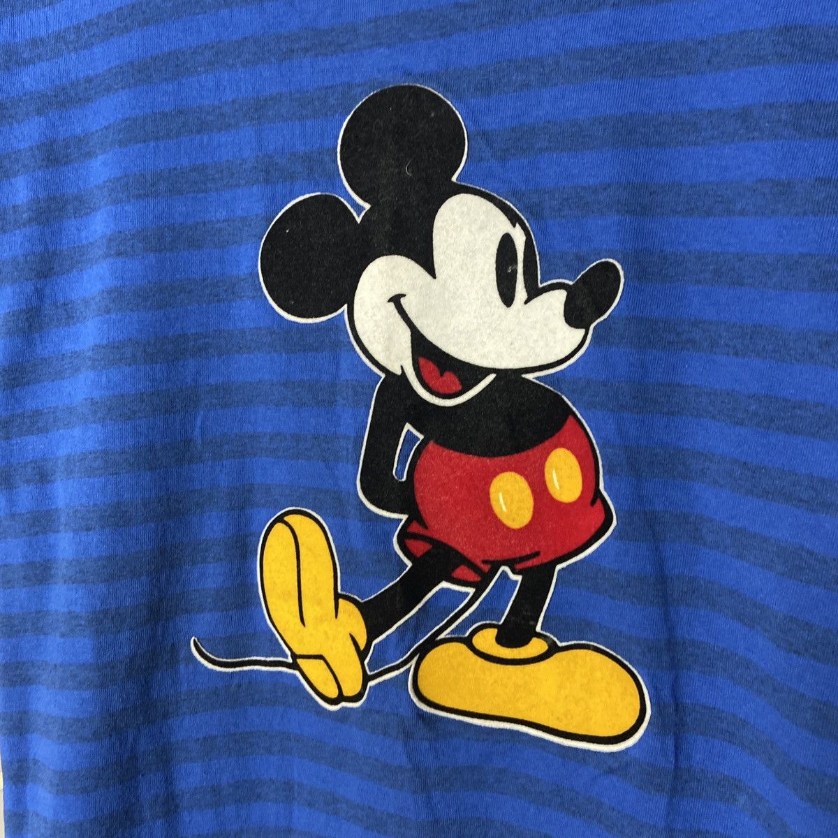 Disney × Vintage Vintage 90s Disney Mickey Mouse velour logo t-shirt Size US L / EU 52-54 / 3 - 4 Thumbnail