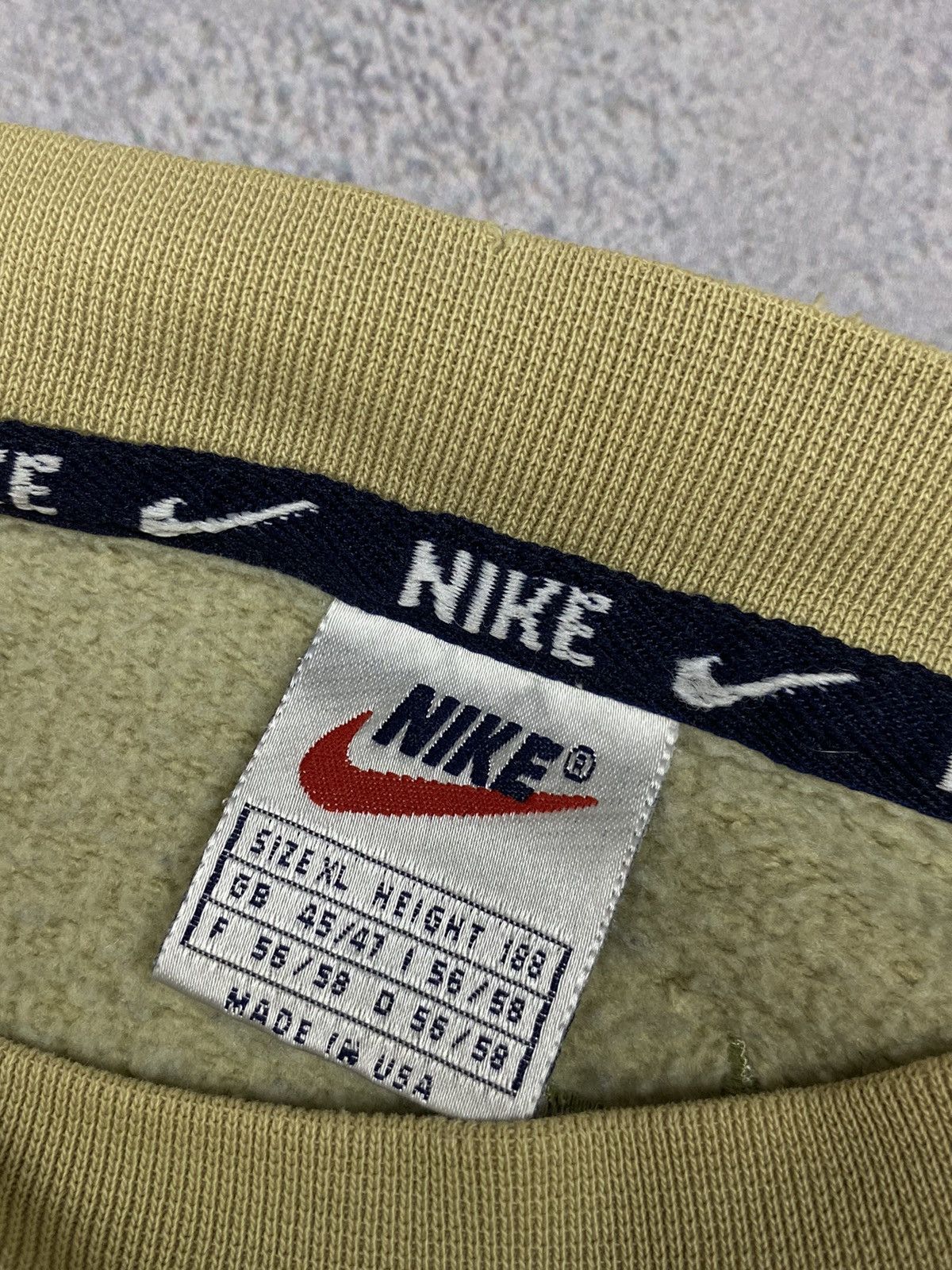 Nike Nike sweatshirt 90s 00s big logo vintage y2k Size US L / EU 52-54 / 3 - 6 Thumbnail