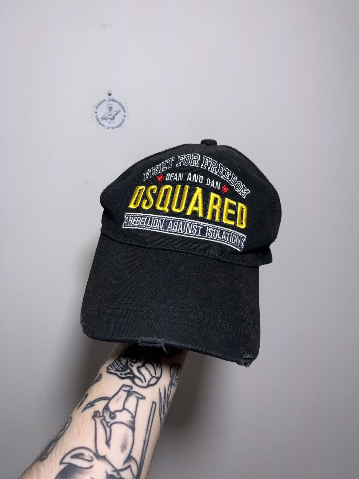 Dsquared cap store fight for freedom