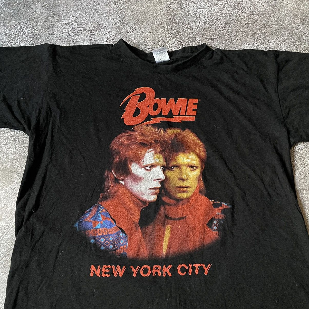 Band Tees Vintage Y2K SCREAM BOWIE FACE ABSTRACT ANGRY XL Size US XL / EU 56 / 4 - 5 Thumbnail