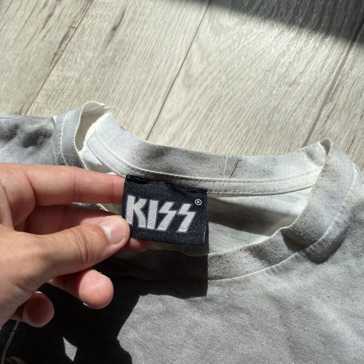 Band Tees × Vintage AMAZING KISS ALL OVER PRINTED Y2K ROCK BAND ON SCENE T SHIRT Size US L / EU 52-54 / 3 - 4 Thumbnail