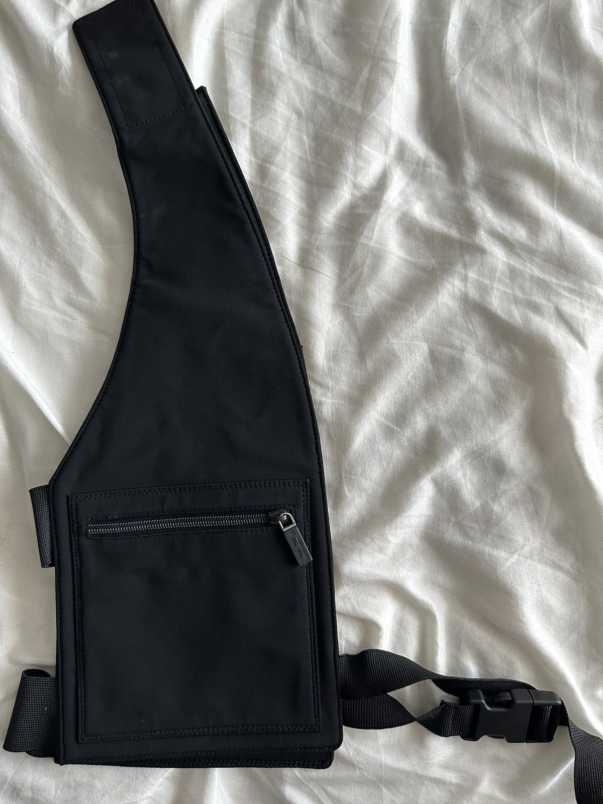 希少 90s miu miu archive chest rig bag 【公式通販】