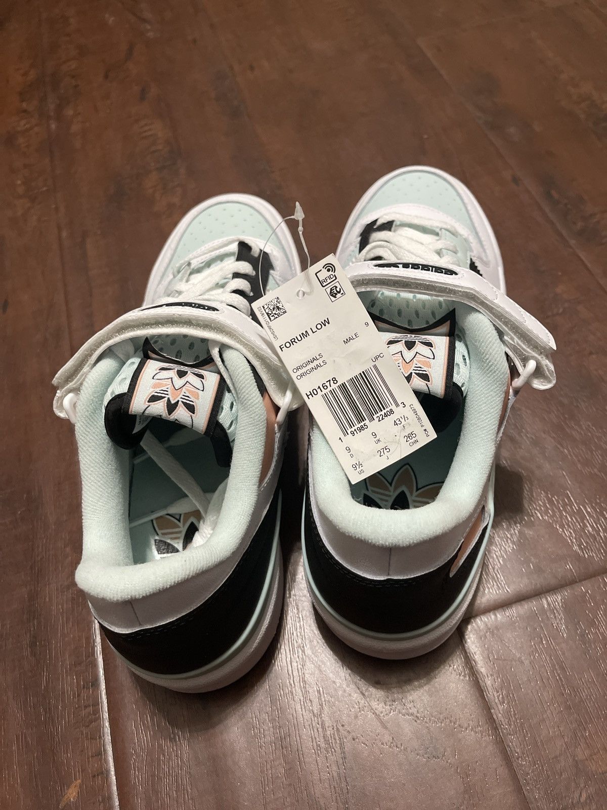 Forum Low “White Halo Mint”
