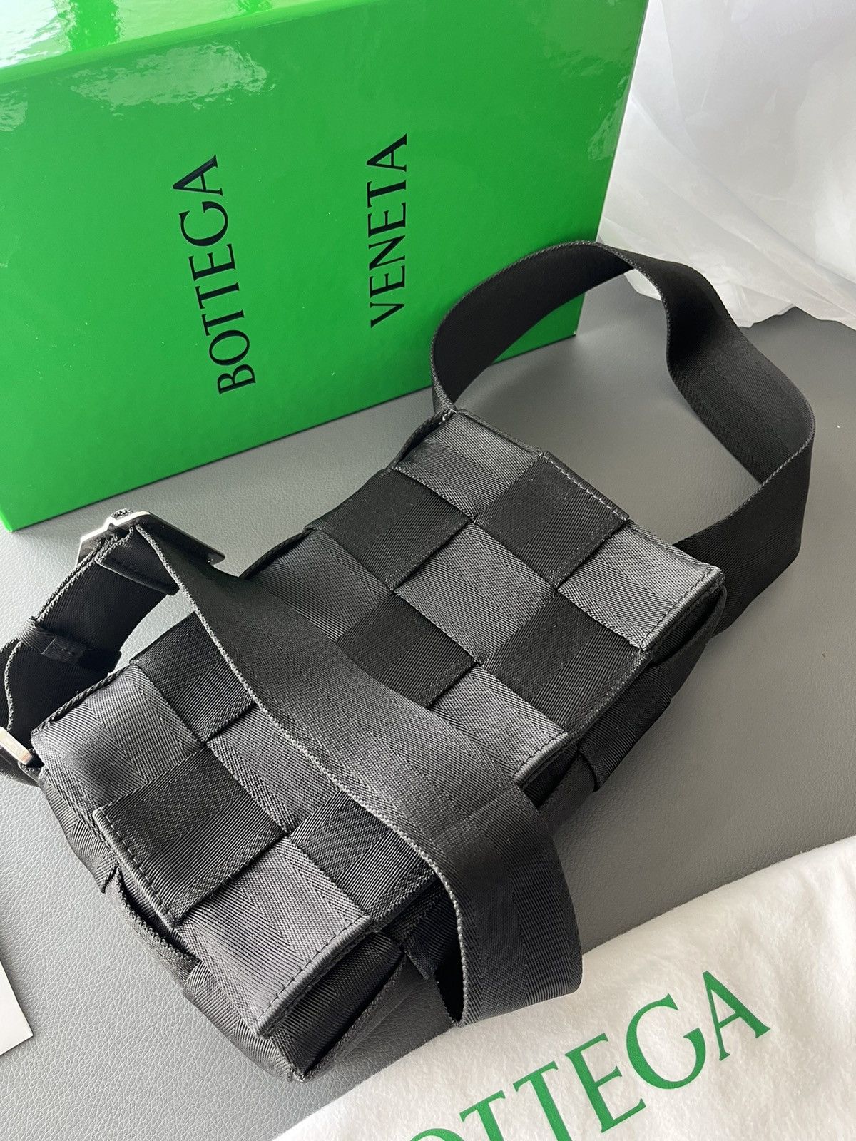 Bottega Veneta Bottega Veneta Woven Cassette Bag Runway Limited Edition Size ONE SIZE - 10 Thumbnail