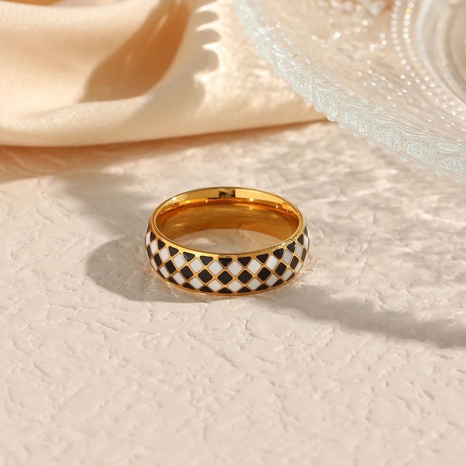 Jewelry Black White Enamel Checker Ring Size ONE SIZE - 1 Thumbnail