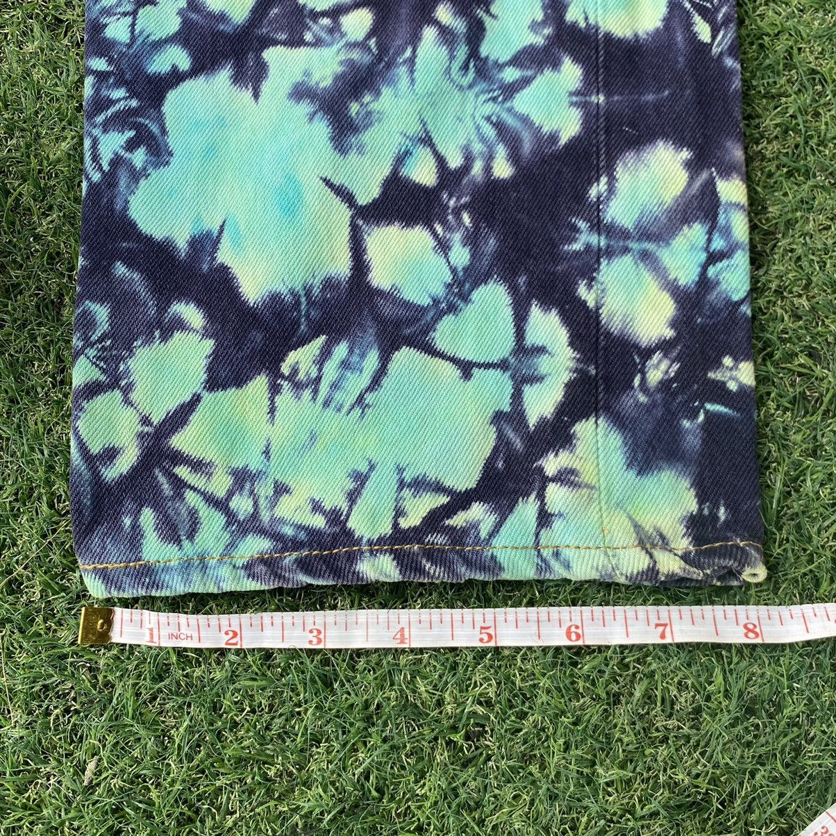 Levi's Thrashed Vintage 80s Levis 501 Tie Dye ERD GRUNGE JEANS Size US 32 / EU 48 - 10 Thumbnail