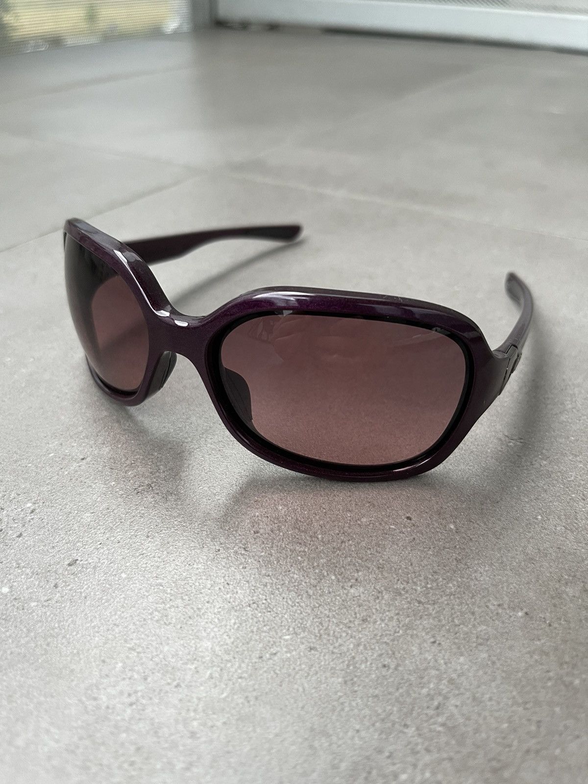 Oakley Oakley OO9198-12 "Pulse" Dark Cherry Sunglasses Size ONE SIZE - 2 Thumbnail