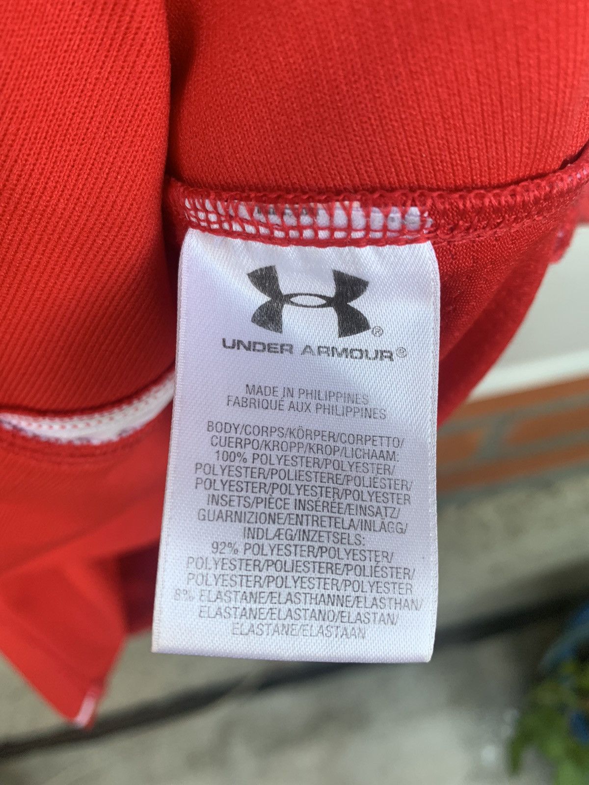 Other Under Armour Welsh Regby Union Soccer Jersey Size US L / EU 52-54 / 3 - 6 Thumbnail