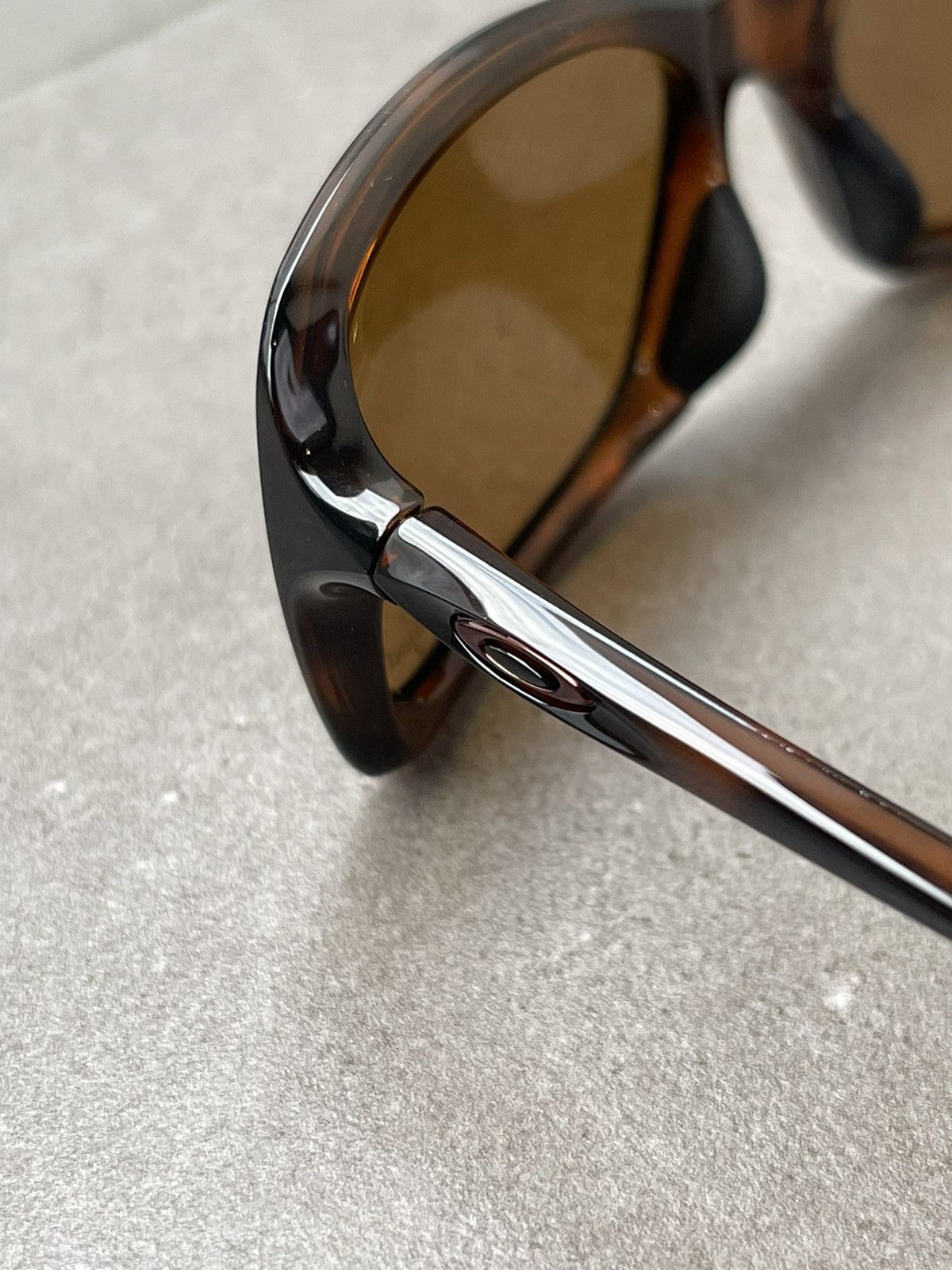 Oakley Oakley OO9203-02 "Hall Pass" Tiger Camo Sunglasses Size ONE SIZE - 7 Thumbnail