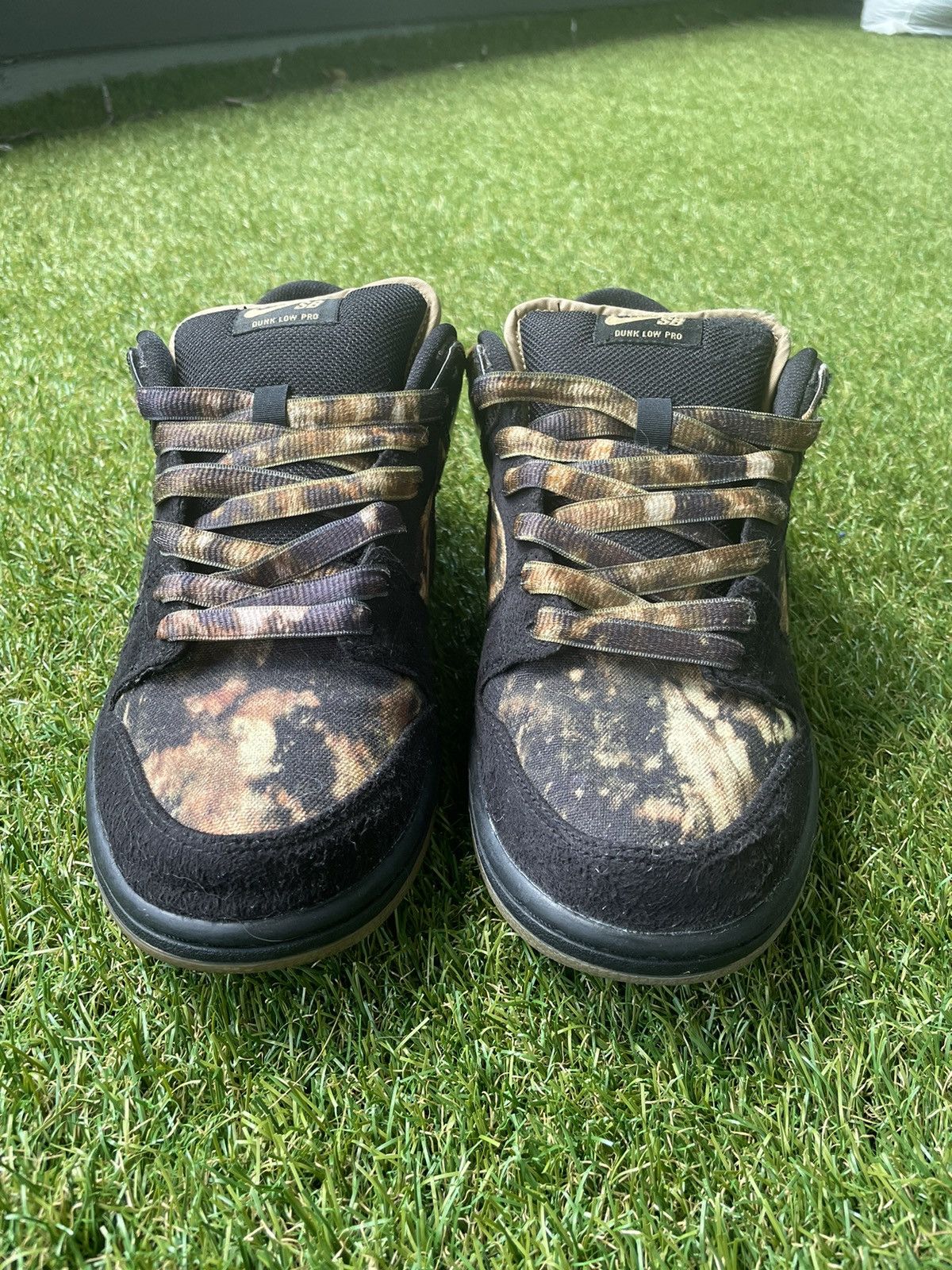 Nike Nike SB Dunk Low Premium Pushead 2 2012 Size 9 Size US 9 / EU 42 - 3 Thumbnail