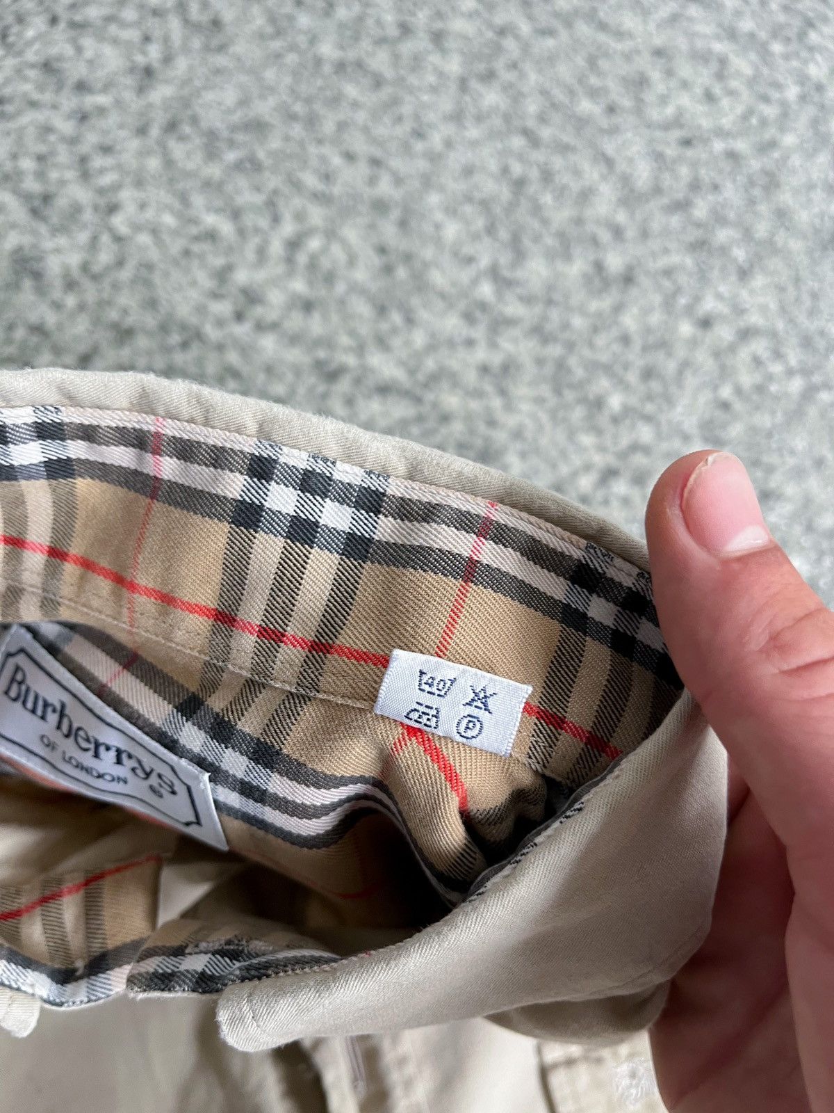 Burberry × Vintage VINTAGE 90’s BURBERRY NOVA CHECK SHIRT SIZE L 16/5 Size US L / EU 52-54 / 3 - 12 Thumbnail
