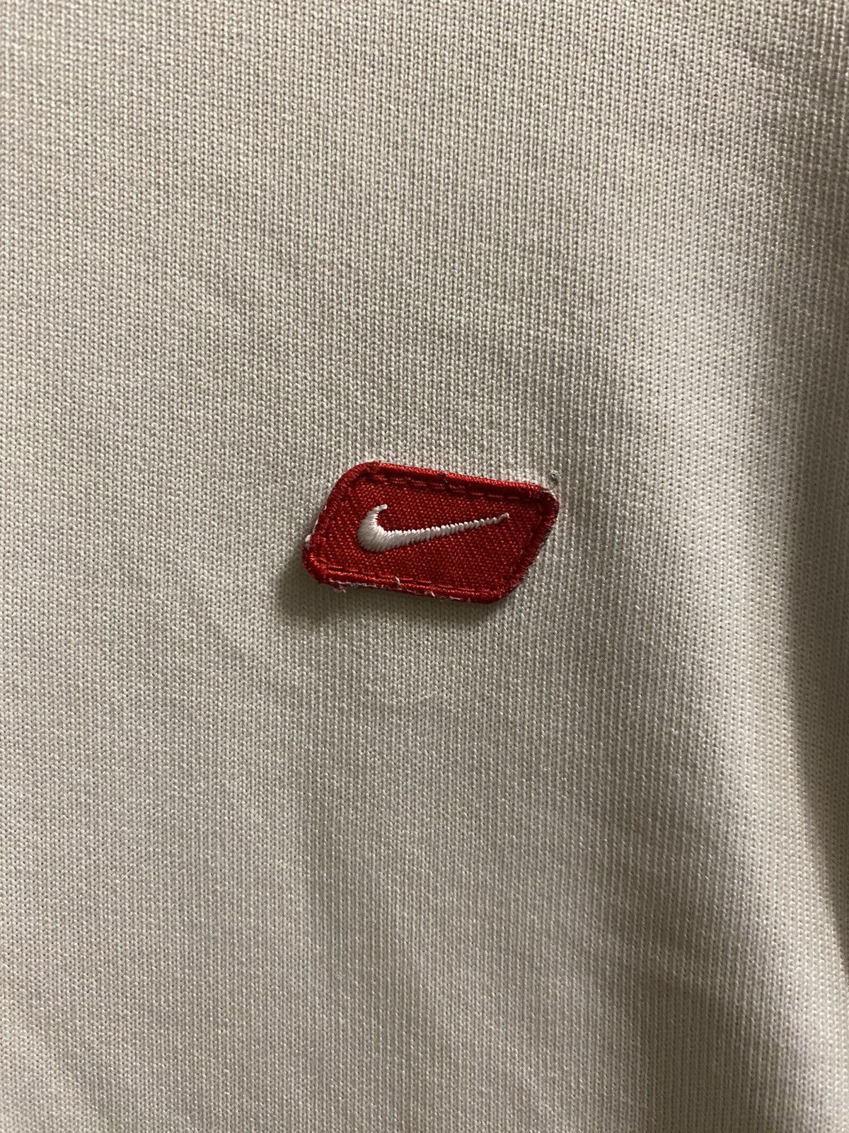 Nike Rare Vintage T-Shirt Nike y2k style. Small swoosh. Size US S / EU 44-46 / 1 - 2 Thumbnail