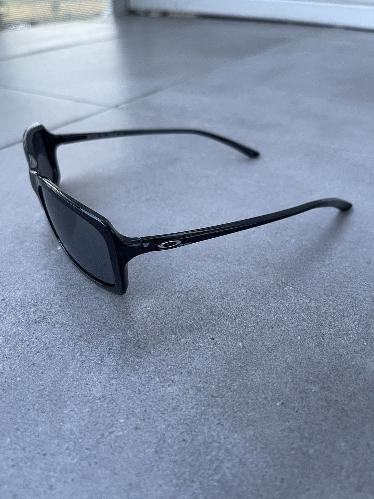 Oakley Oakley OO9203-05 "Hall Pass" Black Square Sunglasses Size ONE SIZE - 5 Thumbnail