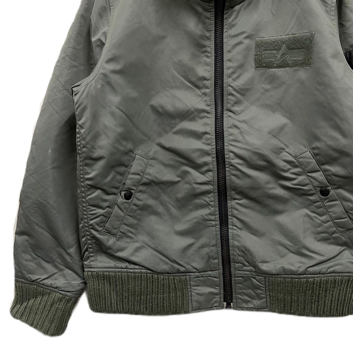 Alpha Industries Alpha Industries Bomber jacket hooded Size US M / EU 48-50 / 2 - 6 Thumbnail