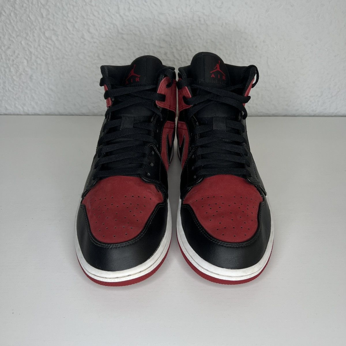 Jordan Brand Nike Air Jordan 1 Bred Black Red High Sneakers Shoes Swoosh Size US 10 / EU 43 - 6 Thumbnail