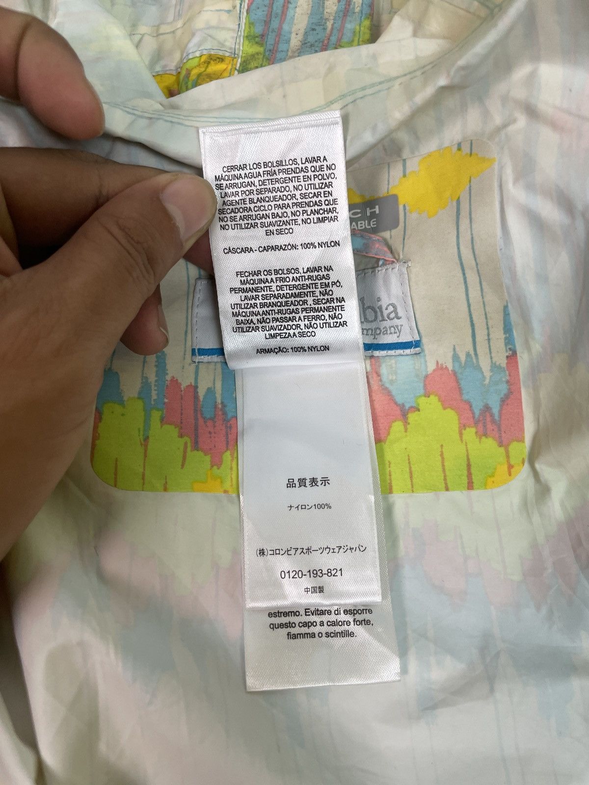 Columbia Columbia Navajo Fullprint Waterproof Cloaks Size US XL / EU 56 / 4 - 17 Thumbnail