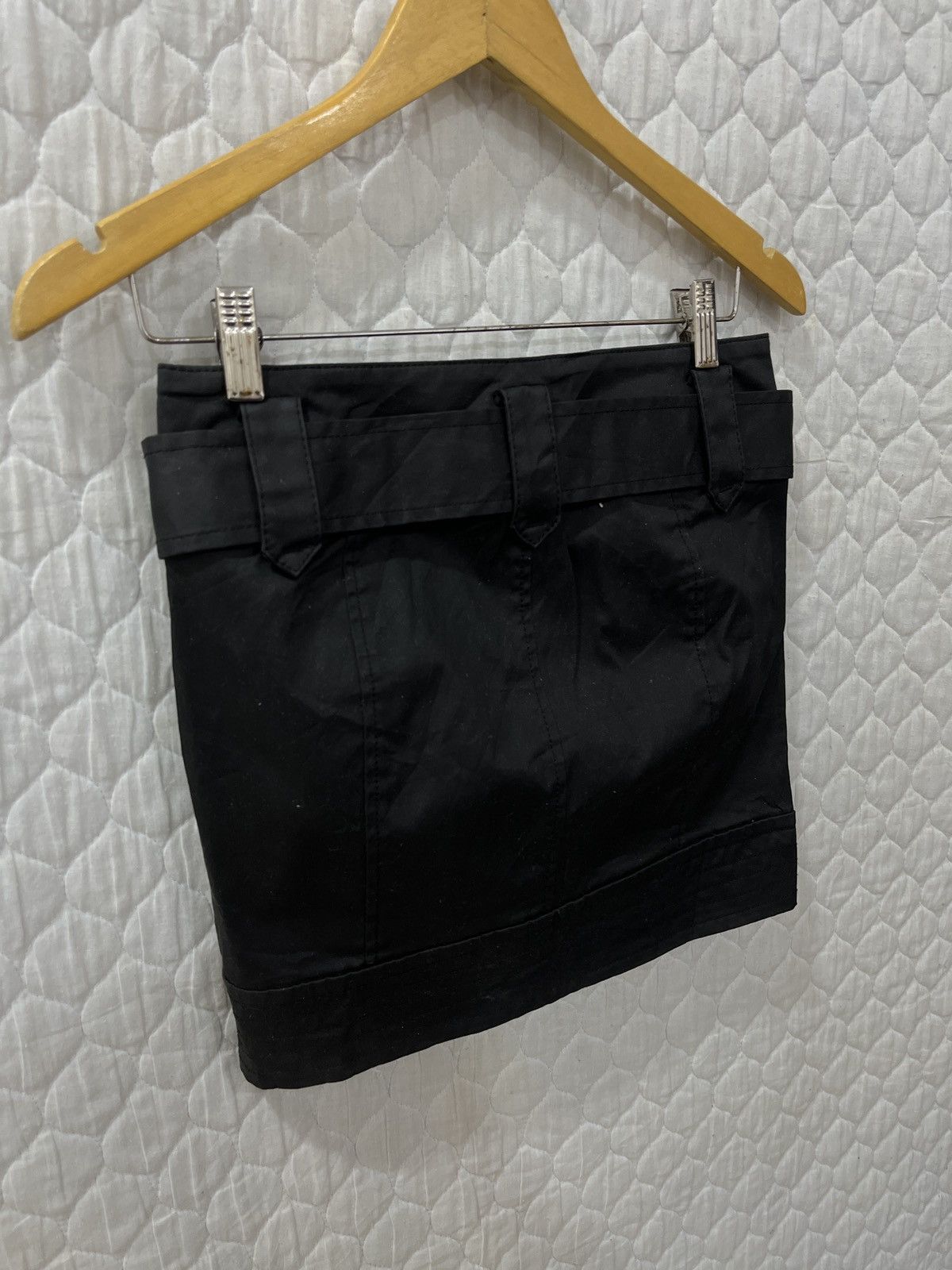 Uniqlo (Rrrr). UNIQLO COATED CLOTH BELT SKIRTS Size 29" - 6 Thumbnail