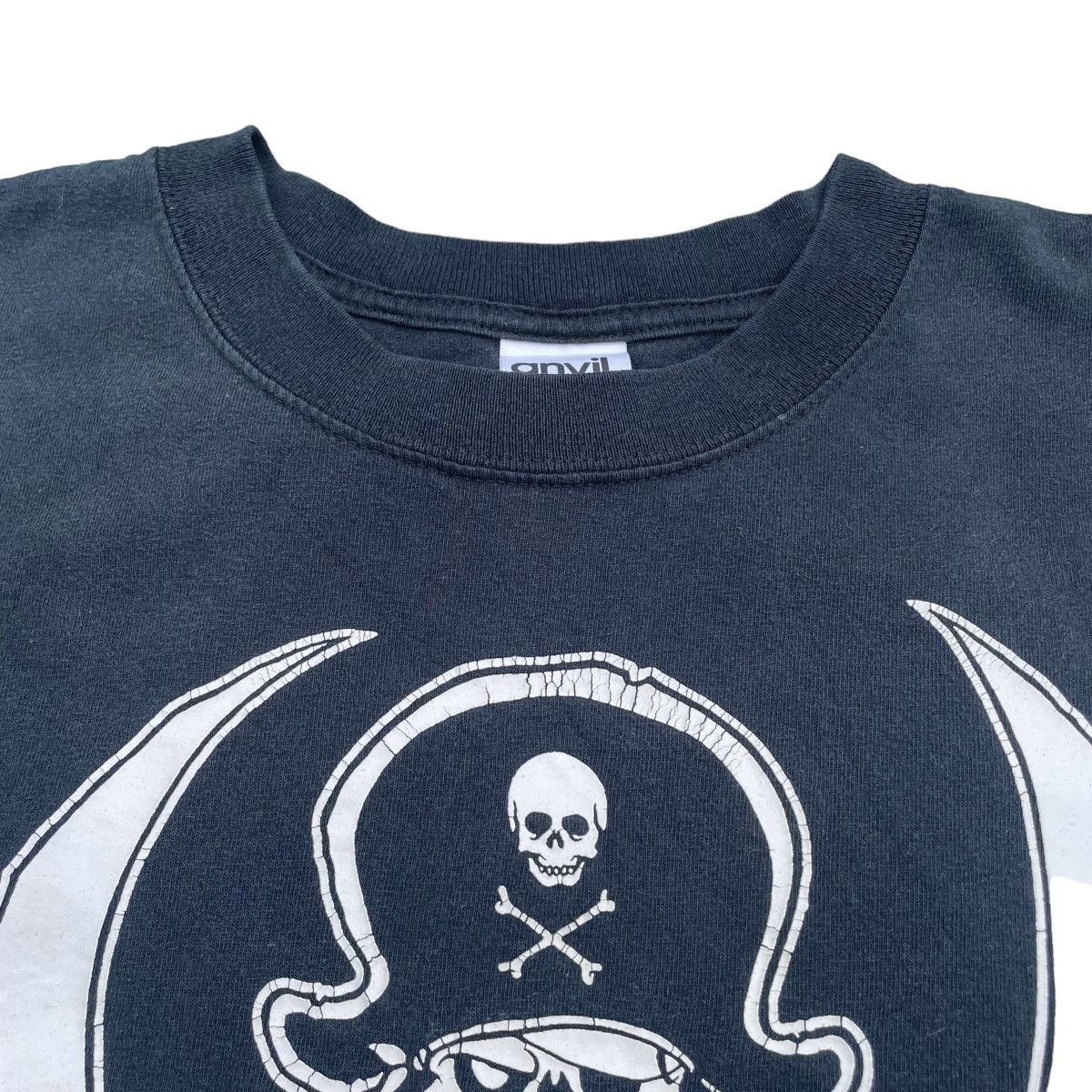 Anvil × Vintage ☠️ VINTAGE GLOW IN THE DARK PIRATE CARRIBEAN SKULL TSHIRT Size US M / EU 48-50 / 2 - 3 Thumbnail