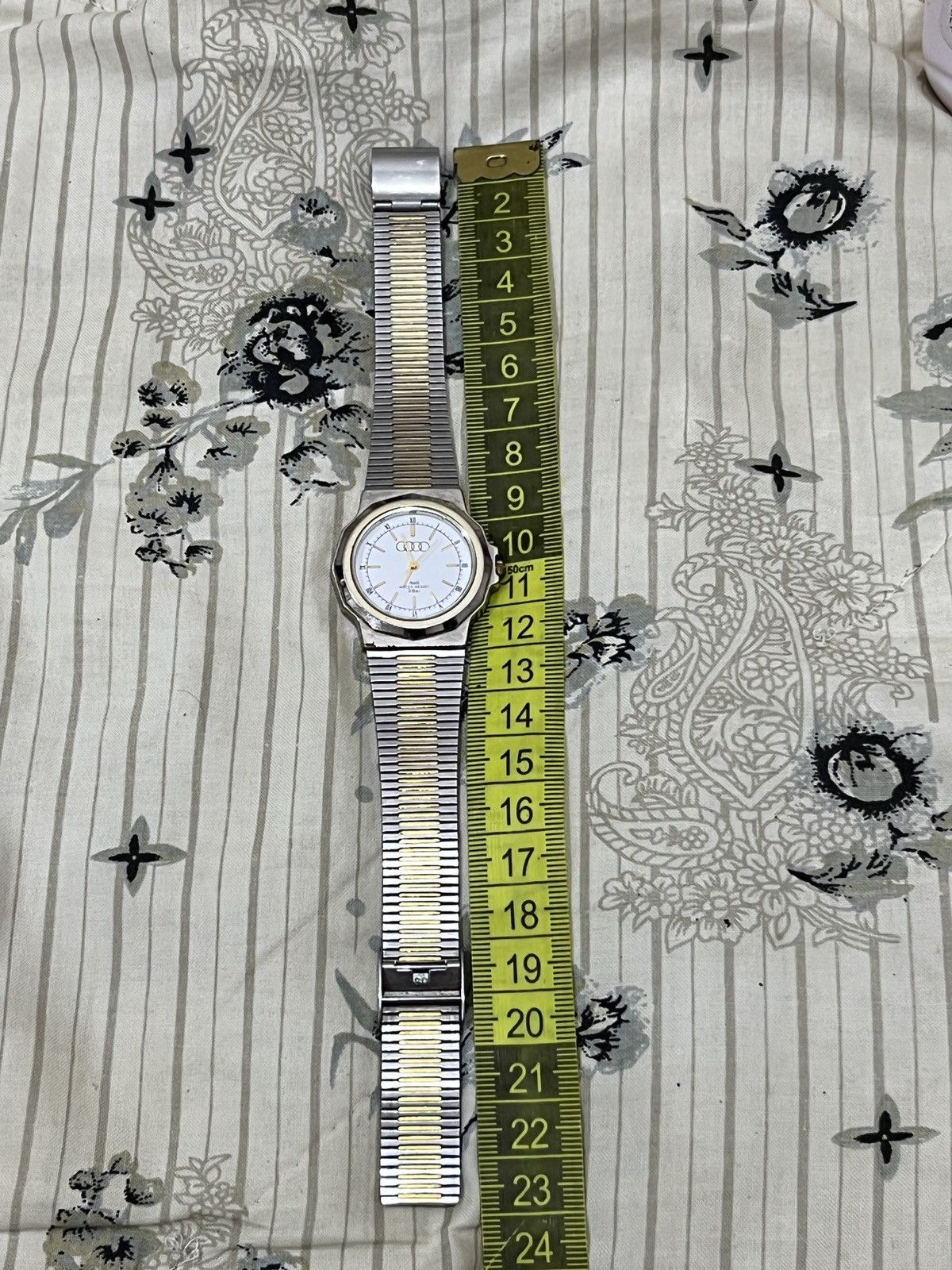 Audi 💣🔥 RARE VINTAGE AUDI QUATTRO QUARTZ WATCH Size ONE SIZE - 14 Thumbnail