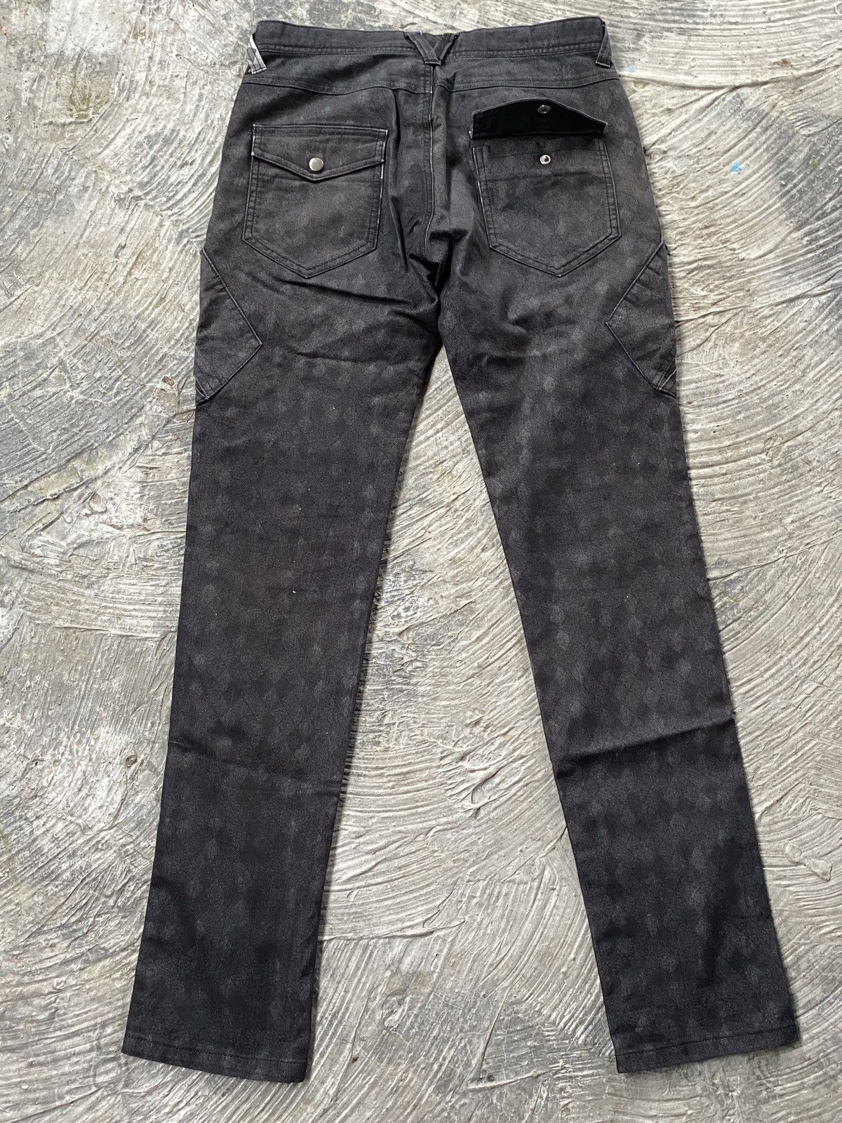 Japanese Brand 🔥SALE🔥Japanese Semantic Design Checks Multipocket Cargo pant Size US 30 / EU 46 - 10 Thumbnail